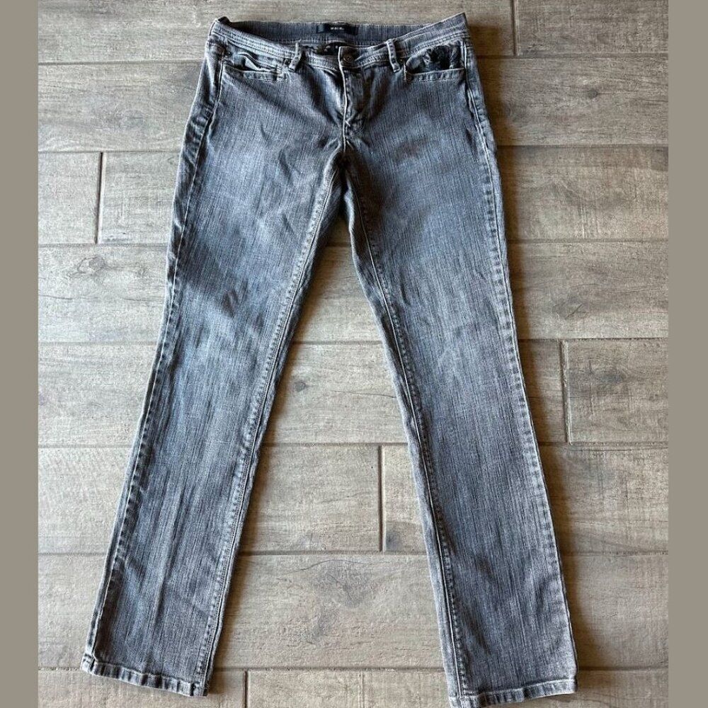 Noir Women's Jeans - Size 8 | Flower Embellishments